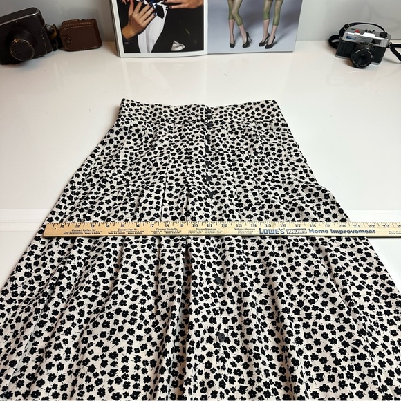 H&M Black and White Midi A-Line Skirt - Picture 6 of 8